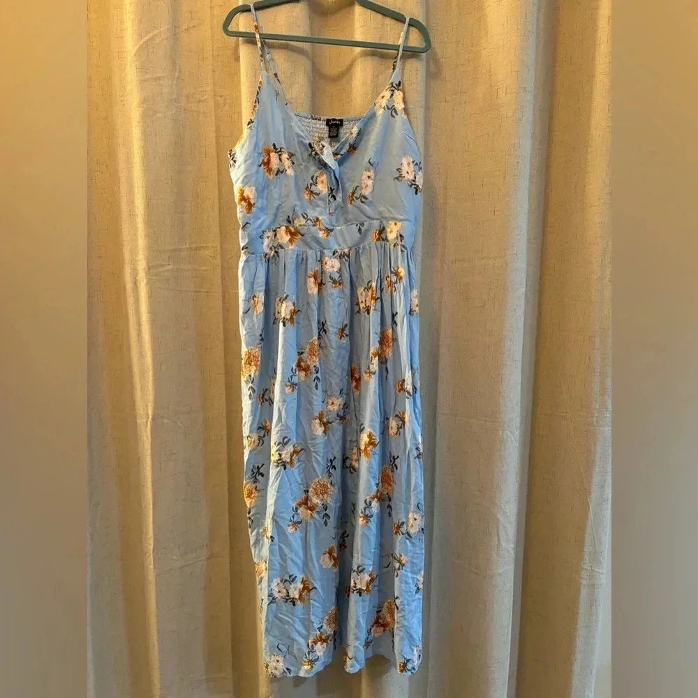 Justify Front Tie Plus Size 3X Floral Midi Sundress. Adjustable‎ Straps. Flowy.